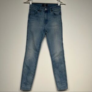 NEUW vintage skinny  jeans size 7R